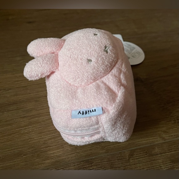 Only 2 LEFT! MIFFY-Imported (NWT) Small Soft Zipped PINK Character Pouch - Picture 7 of 10